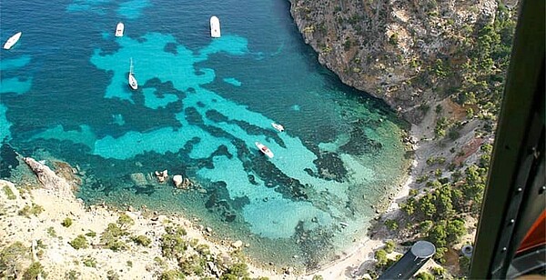 [Translate to German:] Beautiful Beach in Mallorca