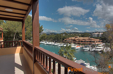 Neu sanierte 2 Schlafzimmer Wohnung mit Zugang zum Yachthafen in Santa Ponsa zu verkaufen