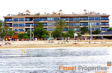 Exklusive Wohnung im ersten OG in 1. Meereslinie in Ciudat Jardin zum Vermieten