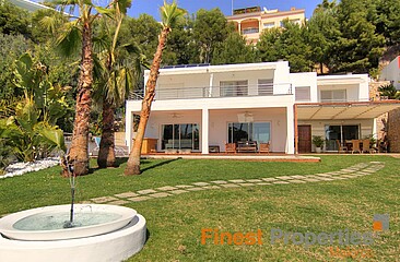 Moderne Villa in exquisiter Wohnlage  in Bendinat