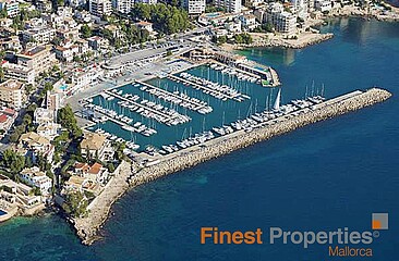 Einzigartige Villa in erster Meereslinie mit fantastischem Meerblick