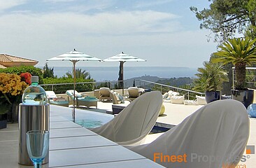 Moderne Villa mit Panoramablick in Son Vida zu verkaufen