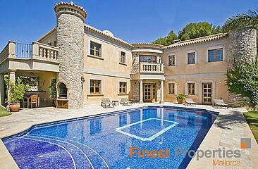 Grosszügige exklusive Villa in Sol de Mallorca