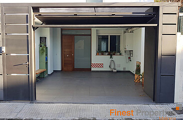 Doppelhaushälfte mit Garage und Pool in Palma zum Vermieten